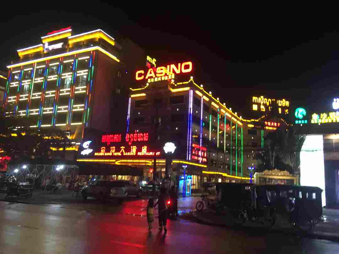 Golden Sand Hotel - Casino tọa lạc ở thành phố Sihanoukville xinh đẹp